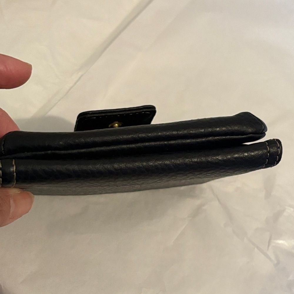 Relic Black Compact Wallet - Picture 11 of 11